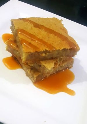 A picture of BANANA BLONDIES 😋.