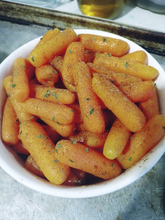 A picture of Cinnamon Orange Maple Glazed Carrots.