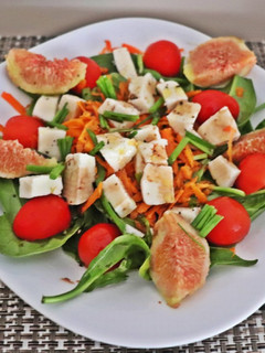 Foto de Salada fresca de queijo de cabra
