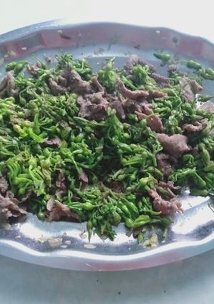 Hình của món Thiên Lý xào bơ bò.