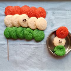 A picture of Tri-colour Semolina Idli.
