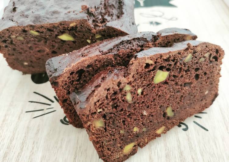 Plumcake al cioccolato con zucchine (davvero?) e pistacchi