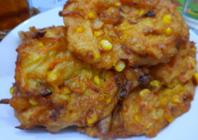 5. Bakwan Jagung dan Sayuran