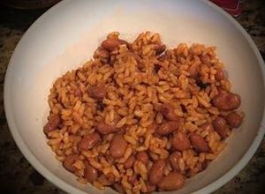 Una foto de Moro de habichuelas Dominicano