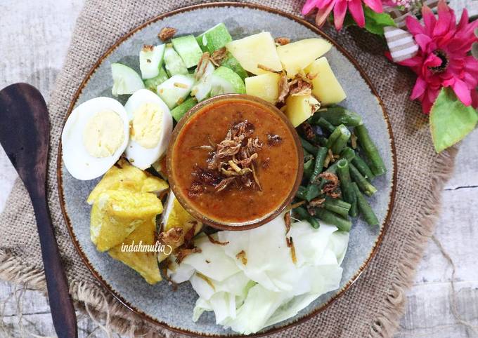 Gado-gado Siram Jawa Timur