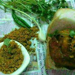 A picture of Vada Pav Peanut and Coconut Sauce.