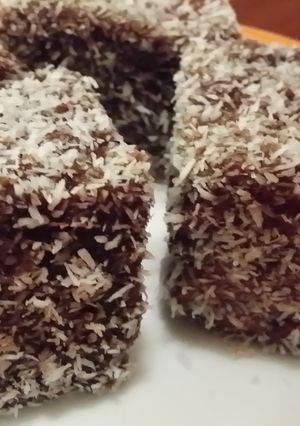 A picture of Lamington.