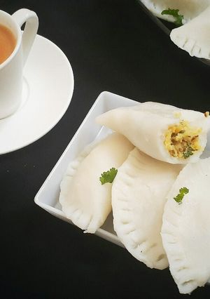 A picture of Bihari Dal Pitha.