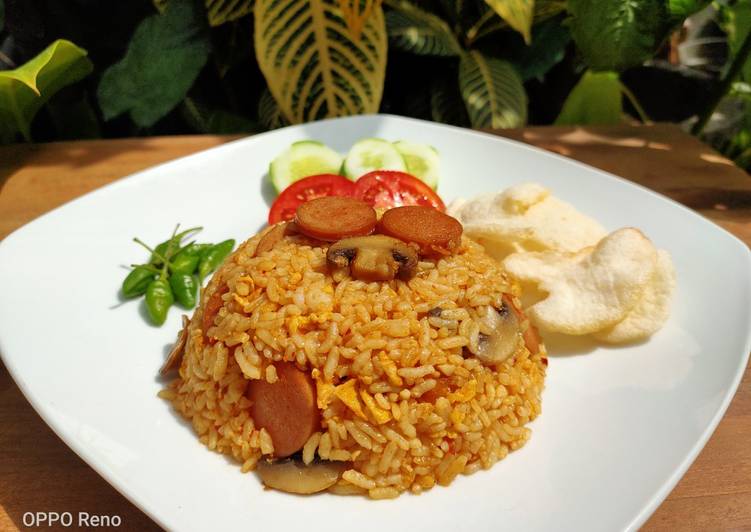 Cara Gampang Menyiapkan Nasi Goreng Merah ala Resto - Original Recipe by Chef Muhammad yang Lezat
