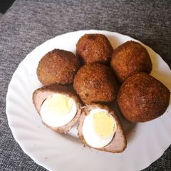 A picture of Scotched eggs #jikonichallenge.