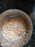 வரத் தேங்காய் துருவியது(grated dry coconut)
