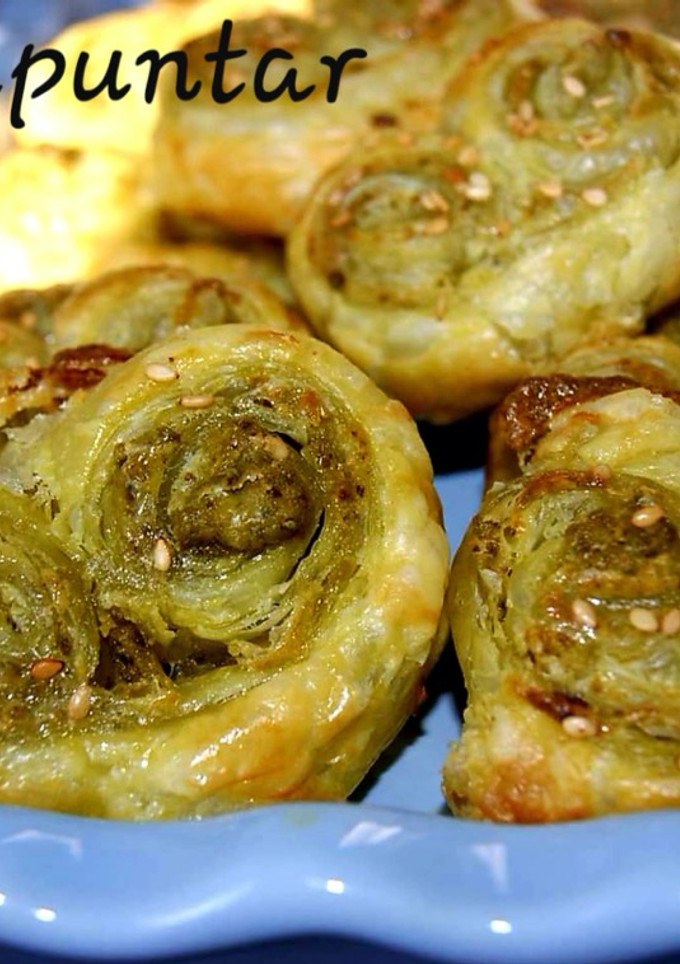 Una foto de Palmeritas saladas de Pesto