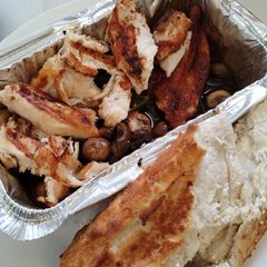 A picture of 5 spice chicken with garlic 🧄.