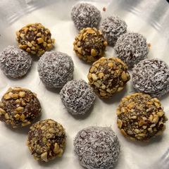 🍬Dulce de Leche Fudge balls 🍬 A picture of 🍬Dulce de Leche Fudge balls 🍬.
