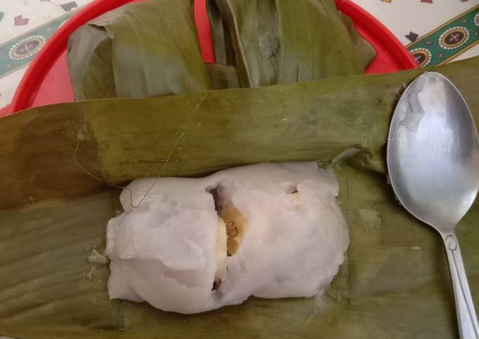 Kue Nagasari isi pisang