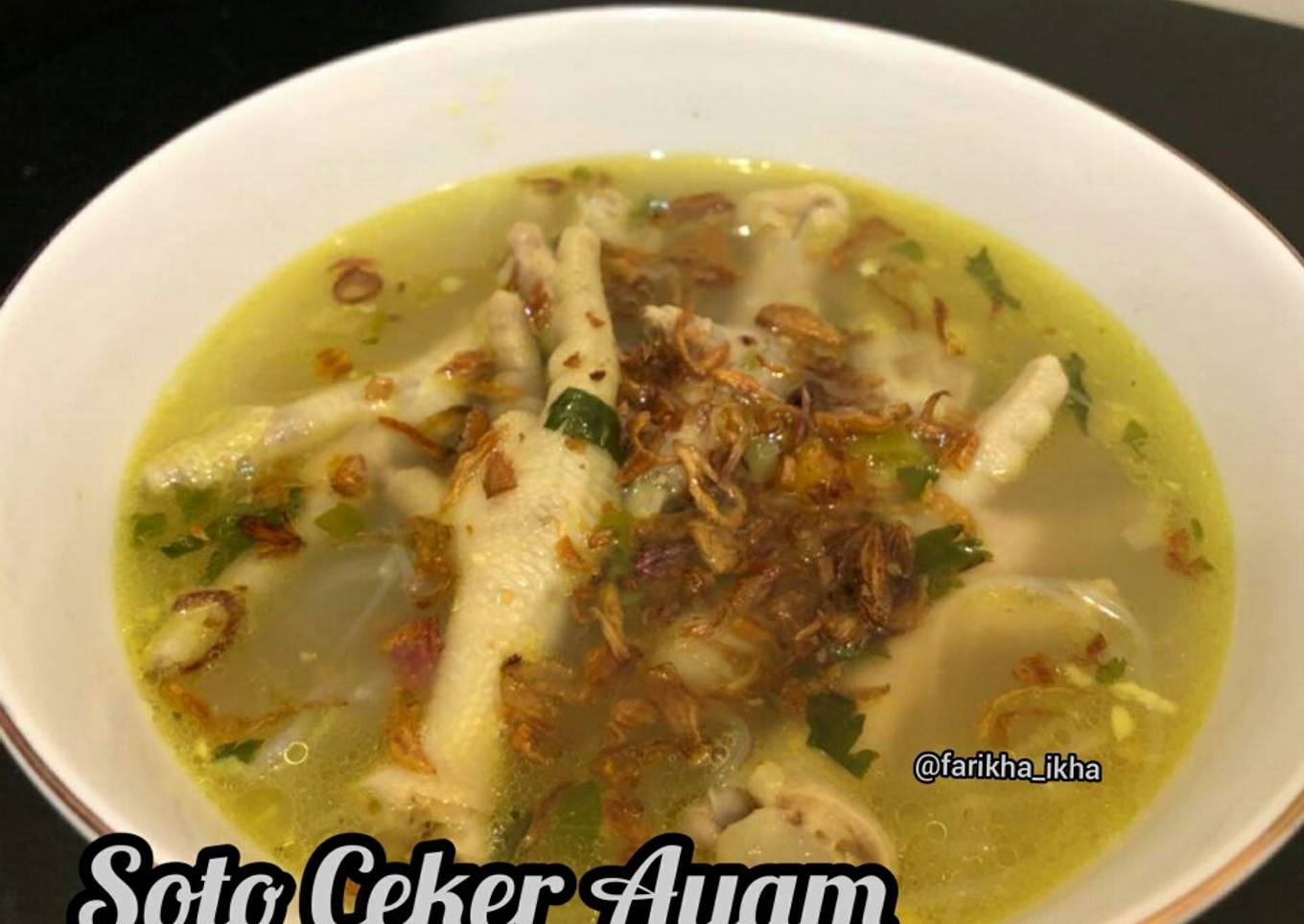 Soto Ceker Kuah Bening