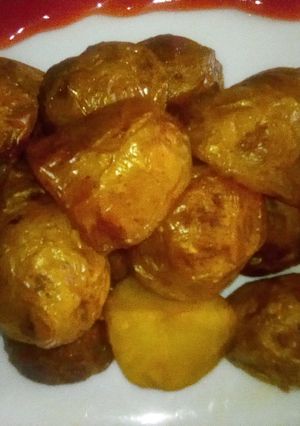 A picture of Crispy roasted potatoes.