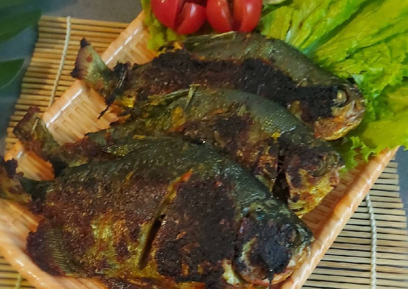 Resep Bawal Bakar Pedas Bumbu Padang, Bikin Ngiler