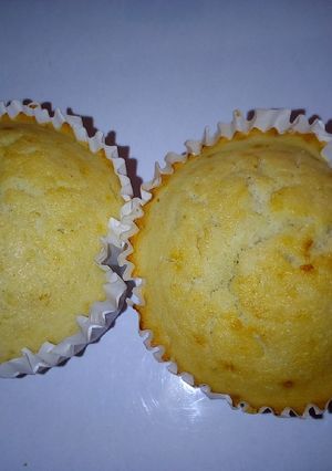 A picture of Rice flour banana cupcakes.