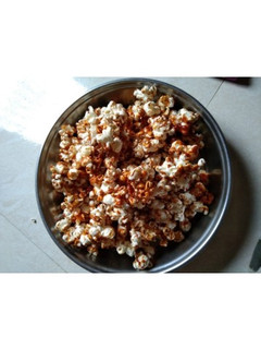 A picture of Caramel popcorn.