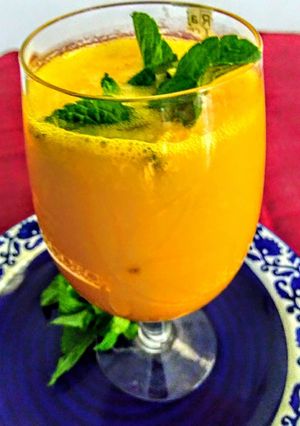 A picture of Mango Mint Spicy Mocktail.