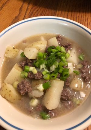 A picture of Hamburger & Taters.