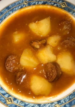 Una foto de Patatas Guisadas con Chorizo (Thermomix)