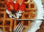 Una foto de waffle proteicos
