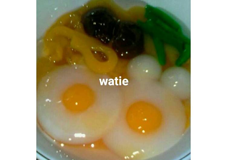 Puding mie telur
