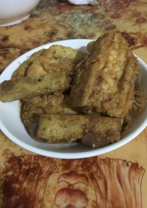 Hình của món Đậu hũ kho chả cá.