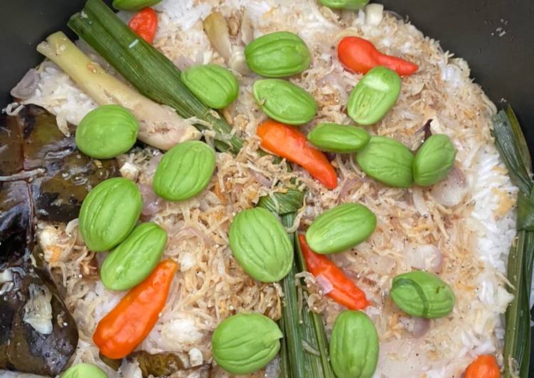 Langkah Mudah Menyiapkan Nasi liwet teri medan ricecooker Sempurna