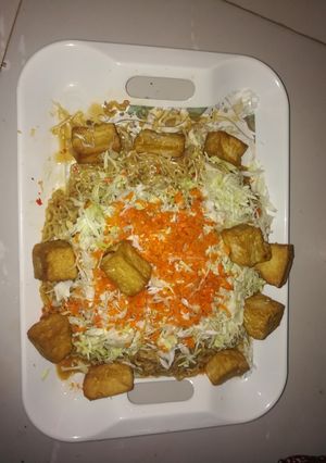 A picture of Noodles with Awara.
