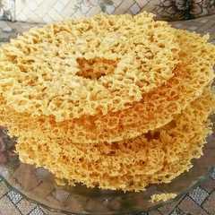 A picture of Kremes Gurih Renyah Bersarang.