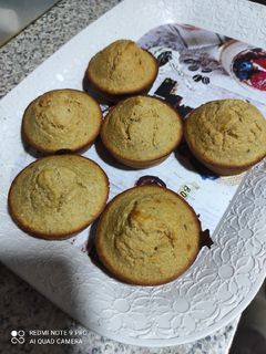 Una foto de Muffins de Plátano y Avena 🍌🧁