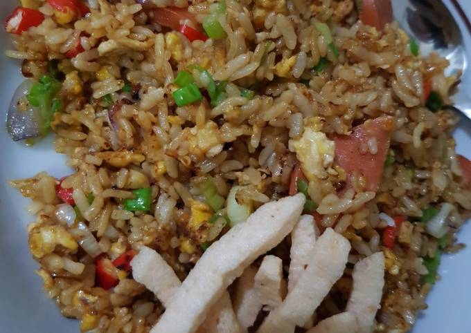 Resep Nasi Goreng ala bakmi GM oleh Yohana Febrita - Cookpad