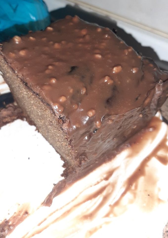Una foto de Bizcocho de aguacate y chocolate