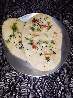 বাটার নান(Butter naan recipe in bengali) রেসিপির প্রধান ছবি