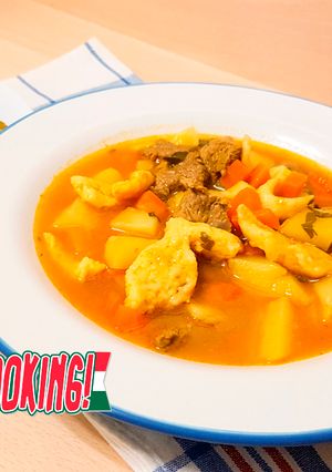 A picture of Lía's Hungarian Gulyás (Goulash).