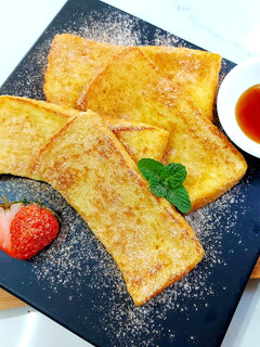 煎法式吐司/外酥內軟/吐司邊利用/西餐丙級 的食譜成品照片