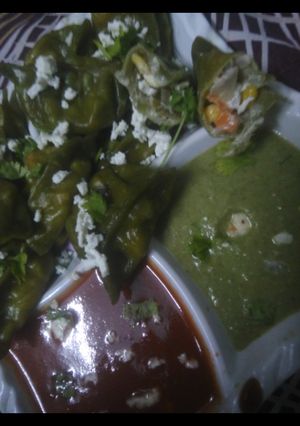 स्टफ्ड मोमोज (Stuffed Momos recipe in Hindi) रेसिपी मुख्य फोटो