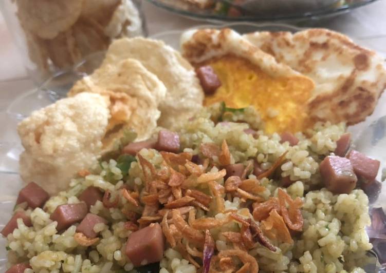 14Resep: Nasi goreng cabai hijau yang Enak