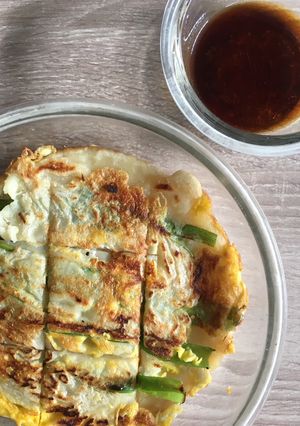 Foto resep Pajeon (Korean Pancake) Sederhana