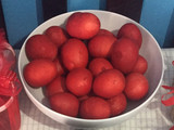 Telur Merah ulang tahun