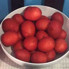 รูปของ Telur Merah ulang tahun