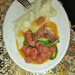 A picture of Sausage sauce.