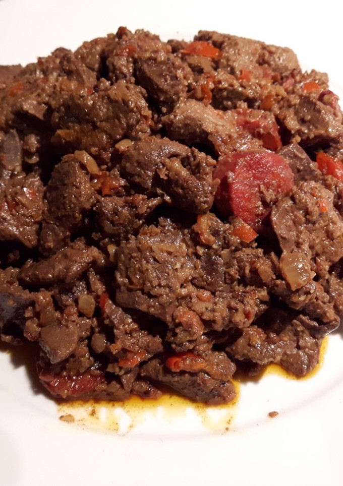Una foto de Salpicón caliente de hígado y chorizo (Indios y Mulatas)