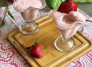 Una foto de Mousse de frutilla