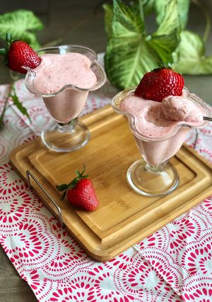 Una foto de Mousse de frutilla