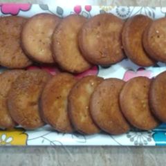 A picture of Meethi tikyan.