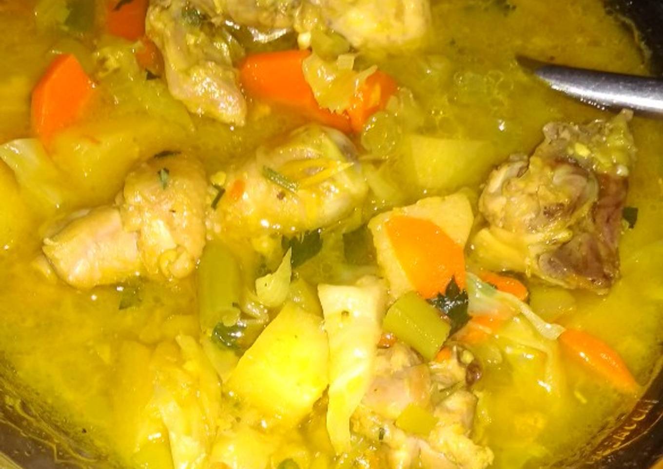 Sayur sup ayam